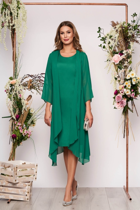 Rochie verde eleganta midi din material fin la atingere fara maneci cu capa detasabila